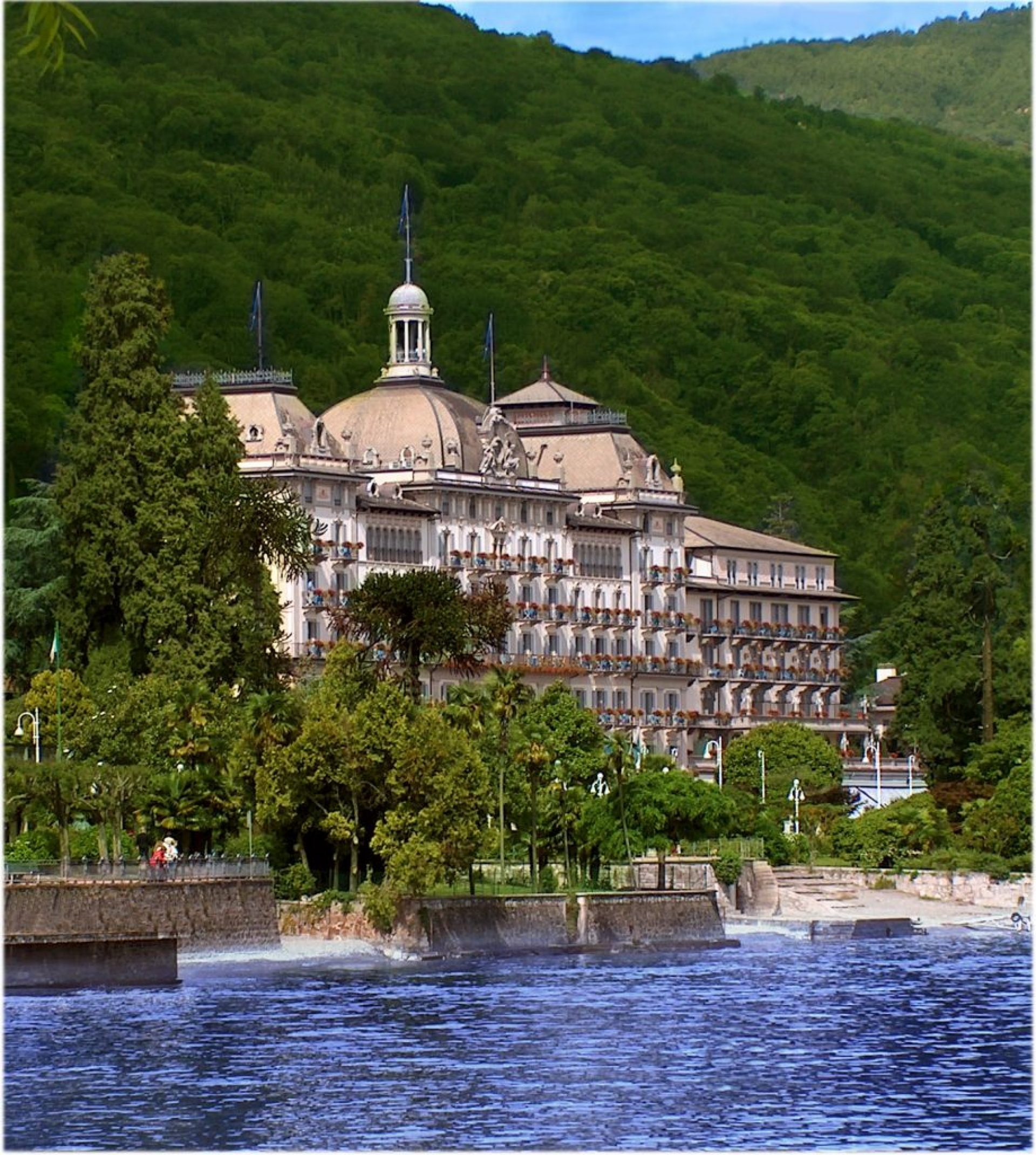 Grand-Hotel-des Iles-Borromees-and-SPA-001